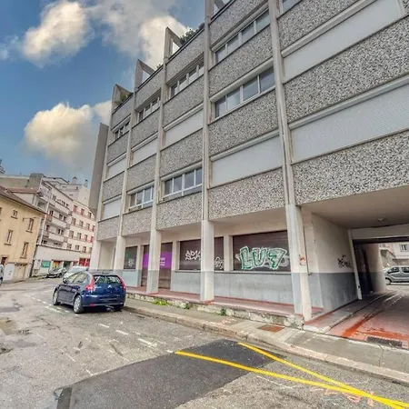 Appartement R'apparts Luxury N 9 *